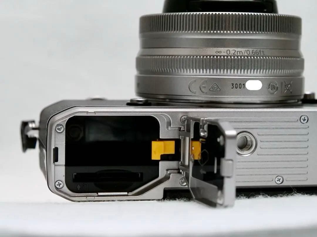 [ジャンク] NIKON / Zfc 16-50 VR SLレンズキット