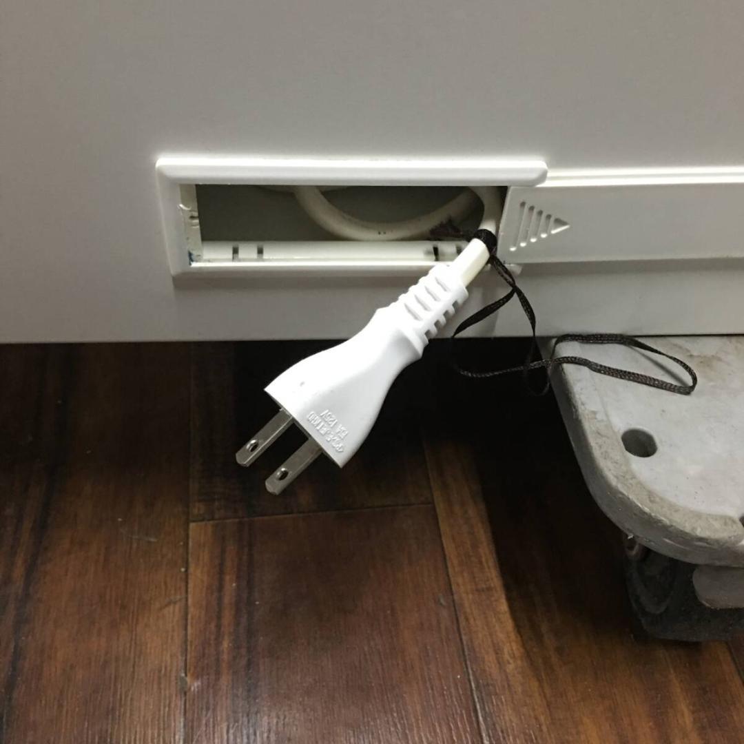 okamura 6人用ロッカー 全室鍵付き 充電コンセント付き オフィス家具