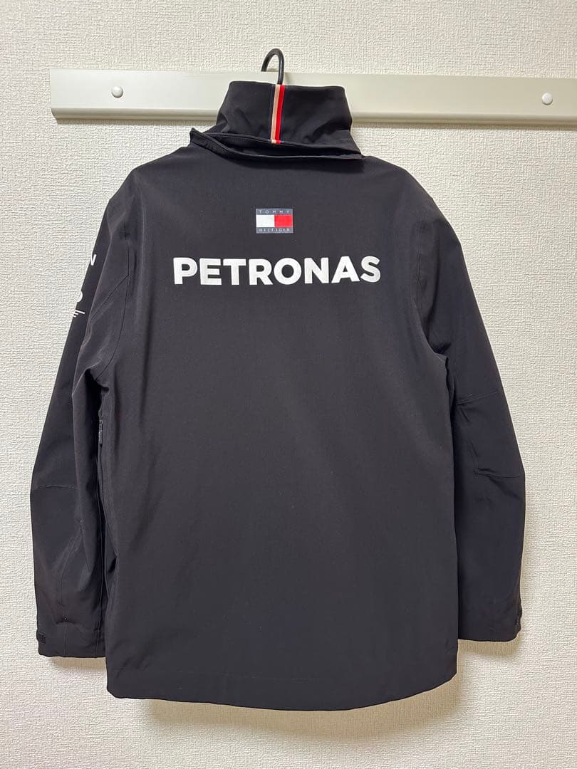 k*n様 [支給品] 2019 F1 メルセデス AMG ジャケット
