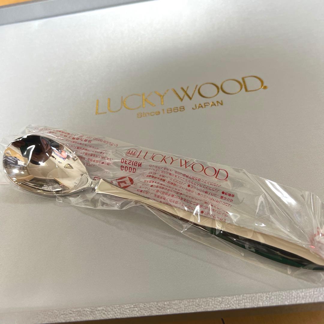 ラッキーウッド　カトラリー　プレコ　16本