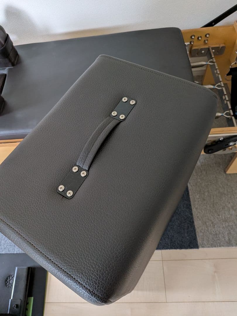 木製リフォーマー ピラティス用 MotionCarePilates