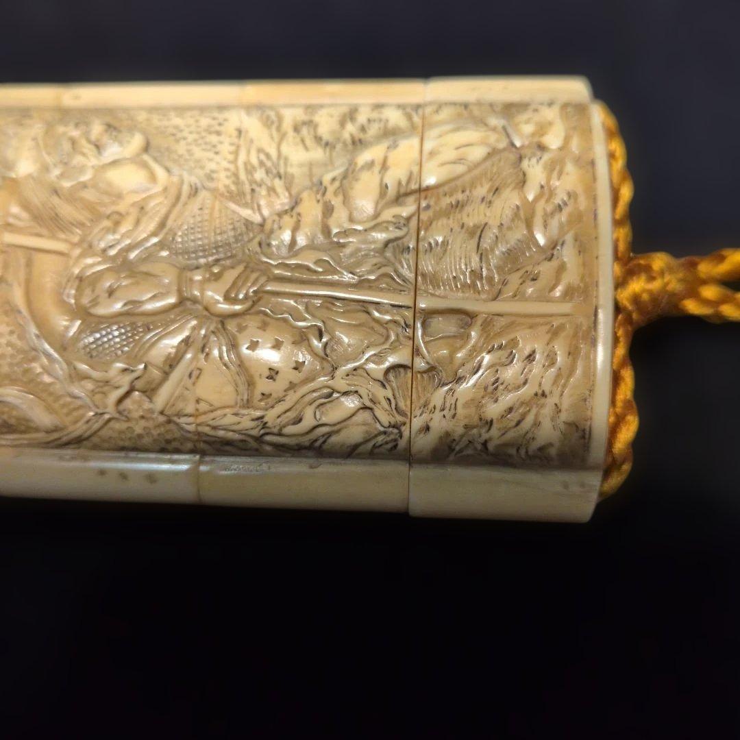 印籠　コウモリ根付