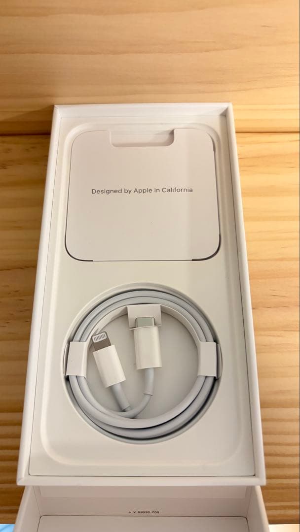 Apple iPhone 14 ホワイト 本体 箱 純正ケーブル付き 256GB