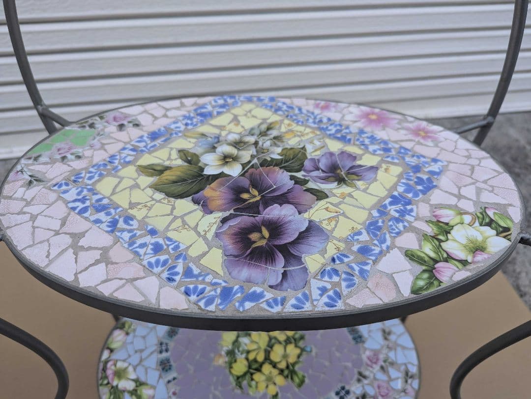 カナダ製　ヴィンテージ モザイクタイル 2段ティースタンド サイドテーブル