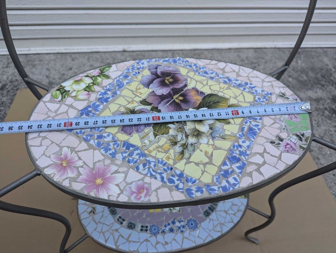 カナダ製　ヴィンテージ モザイクタイル 2段ティースタンド サイドテーブル