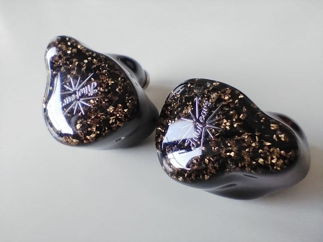 イヤホン kiwi ears astral