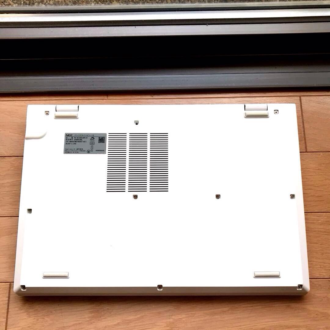 美品 NEC LaVie N1435/CAW(M.2NVMeSSD500GB)