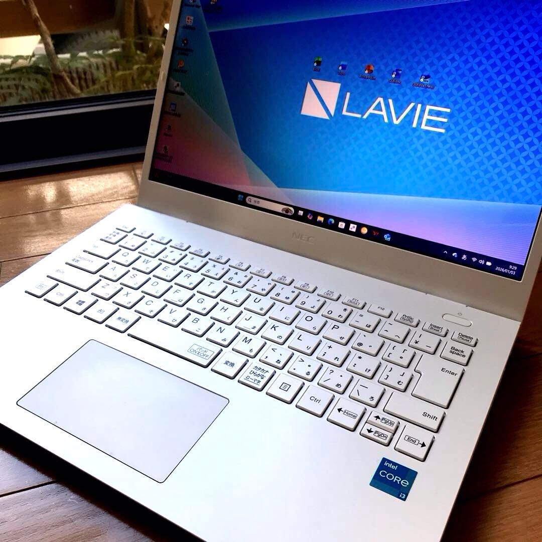 美品 NEC LaVie N1435/CAW(M.2NVMeSSD500GB)