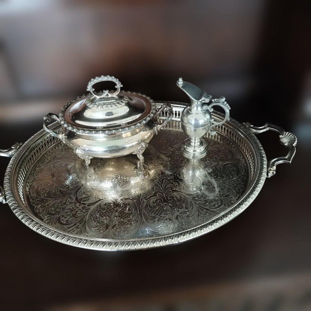 ＜英国ビンテージ＞　シルバートレイ　キャバリア　銀盆　シルバープレート