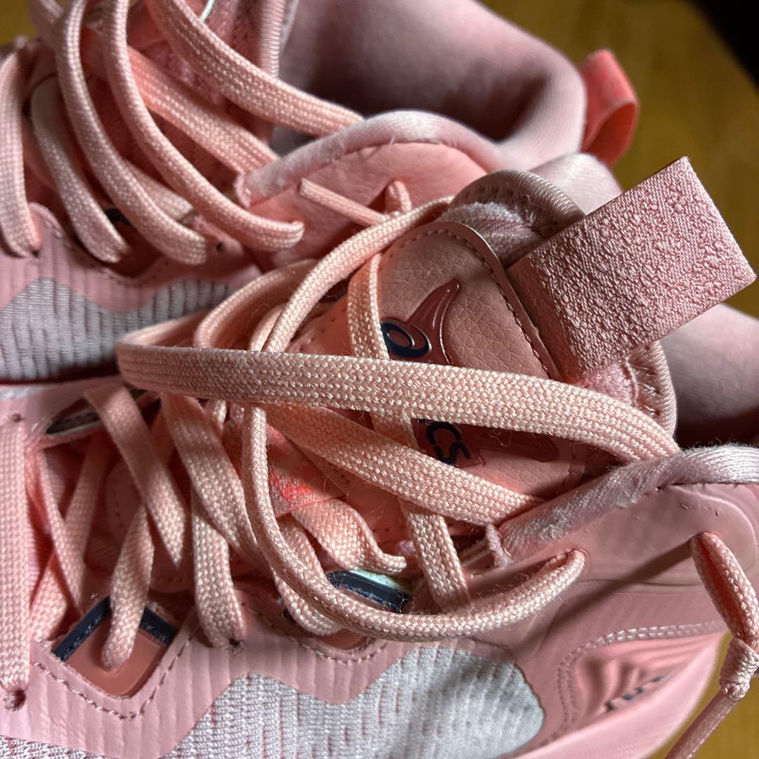 バスケットボールシューズ　ノヴァサージ3