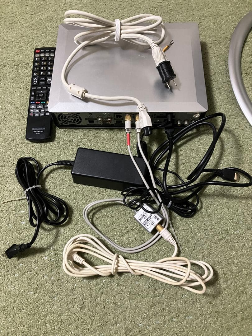 t*o様 送料込♪32V型/液晶テレビ 日立 Wooo UT32-HV700W♪