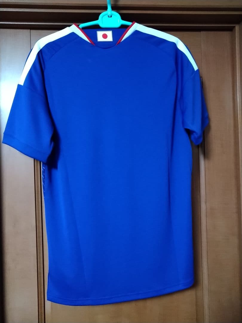 正規品　サッカー日本代表2026ワールドカップモデル　未使用紙タグ付き　L