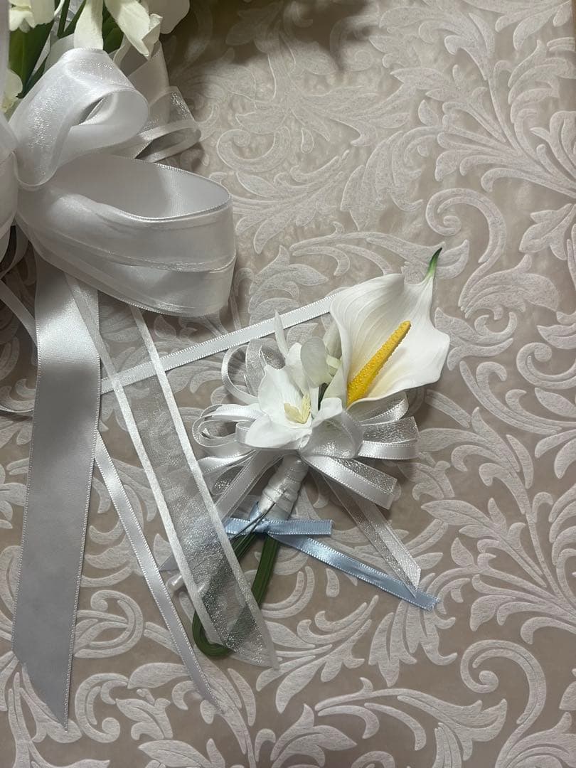 ウェディングブーケ　ブートニアセット アーティフィシャルフラワー　白