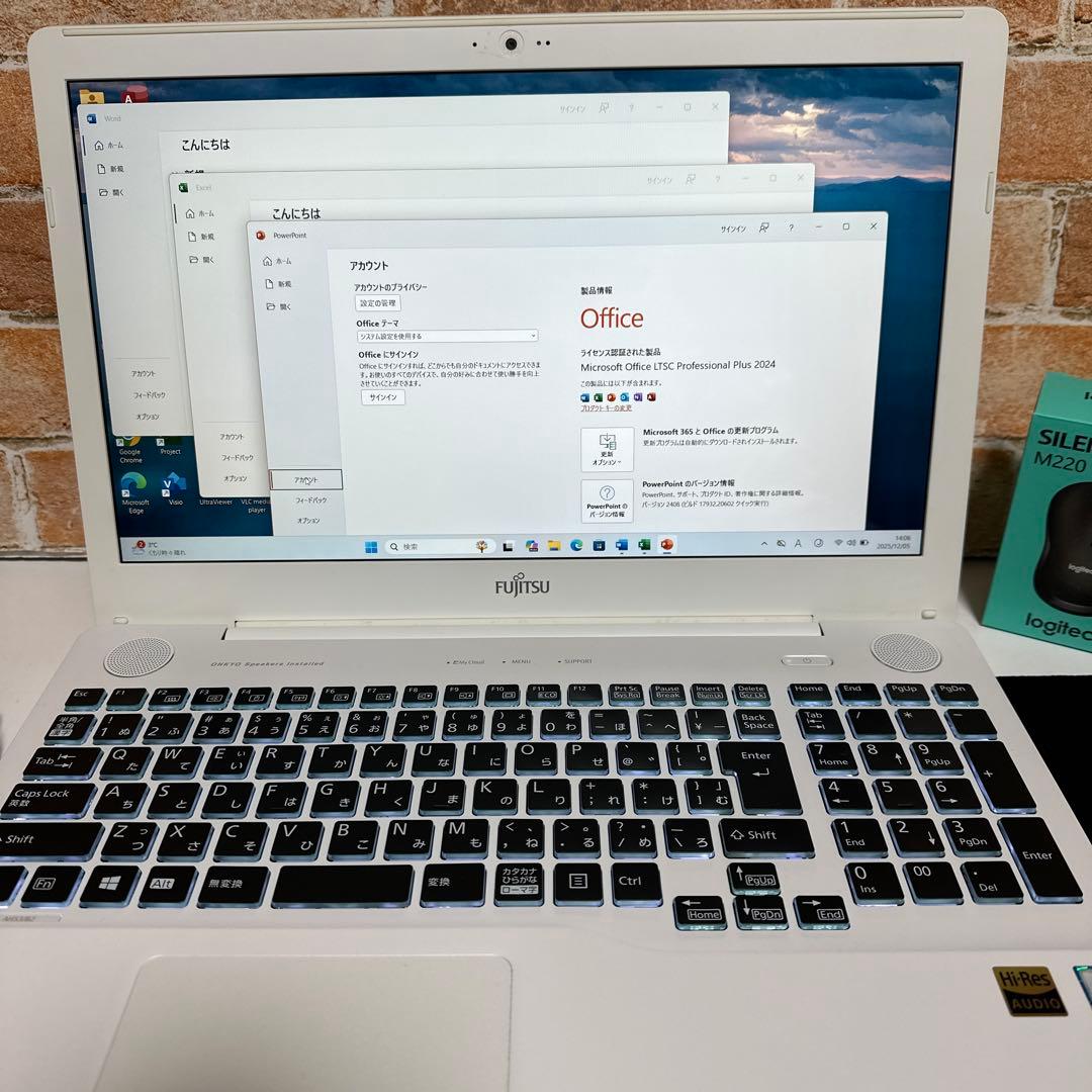 美品　FUJITSUノート PC Corei7 SSD512GB メモリ16GB