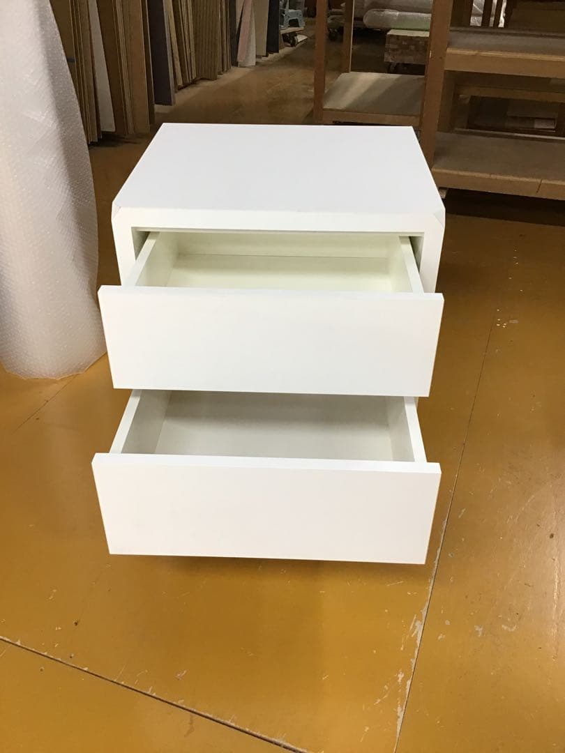 ホワイト木製サイドテーブル 2引き出し