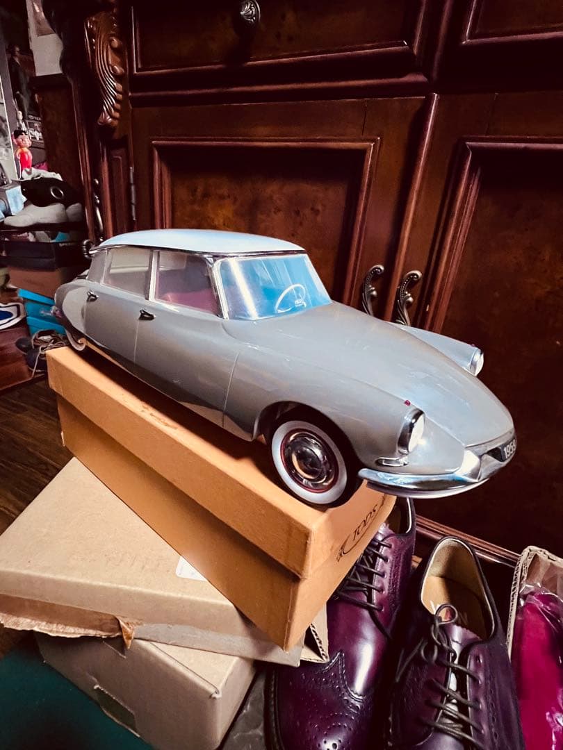 シトロエンDS19 ディスプレイモデル1/12サイズ、かなり大きいused