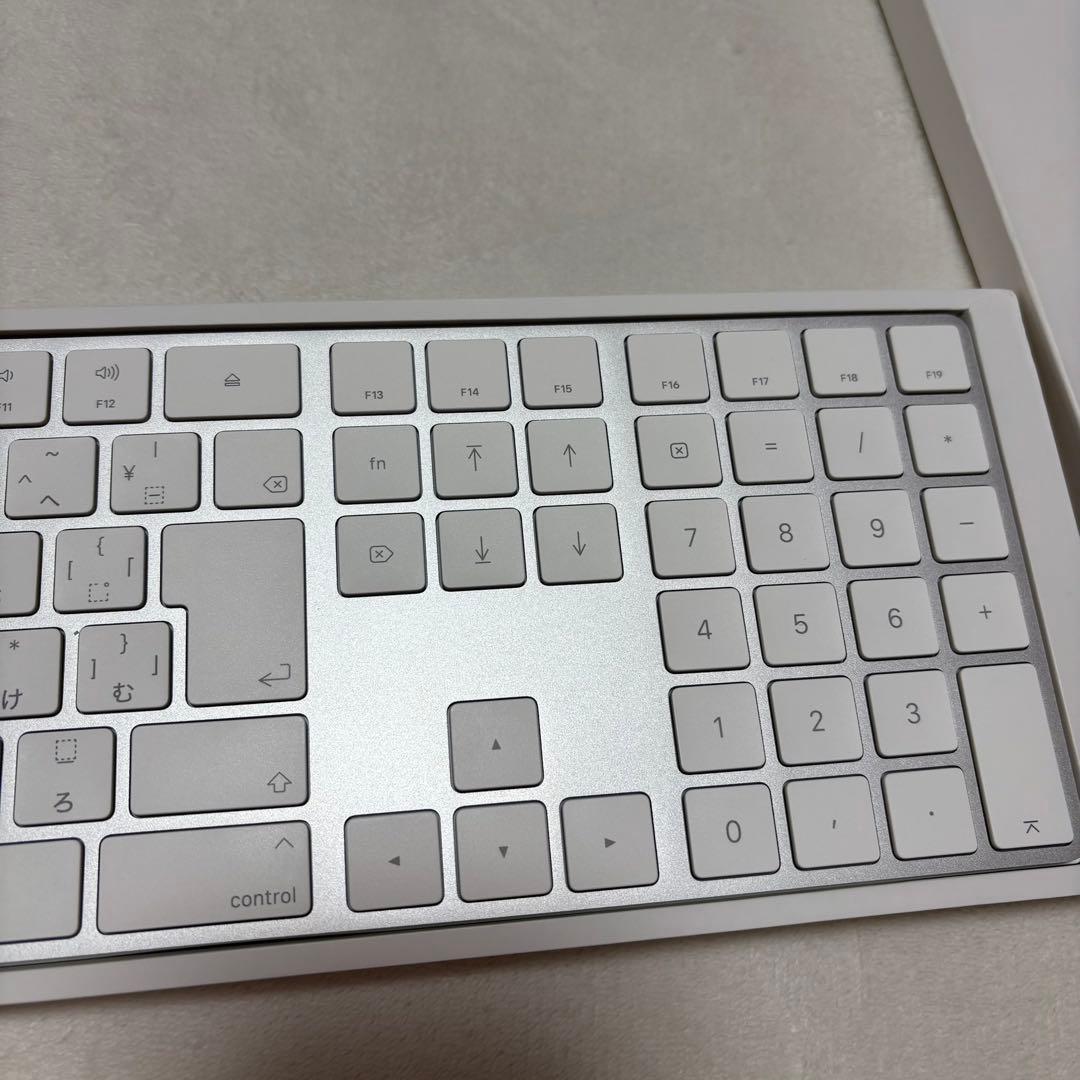 キーボード Apple magic Keyboard