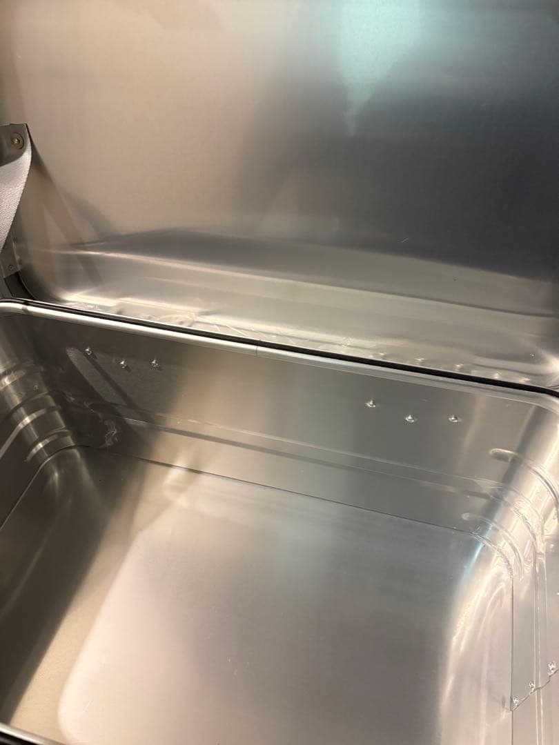 アルミコンテナ　キャンプ　アウトドア　新品