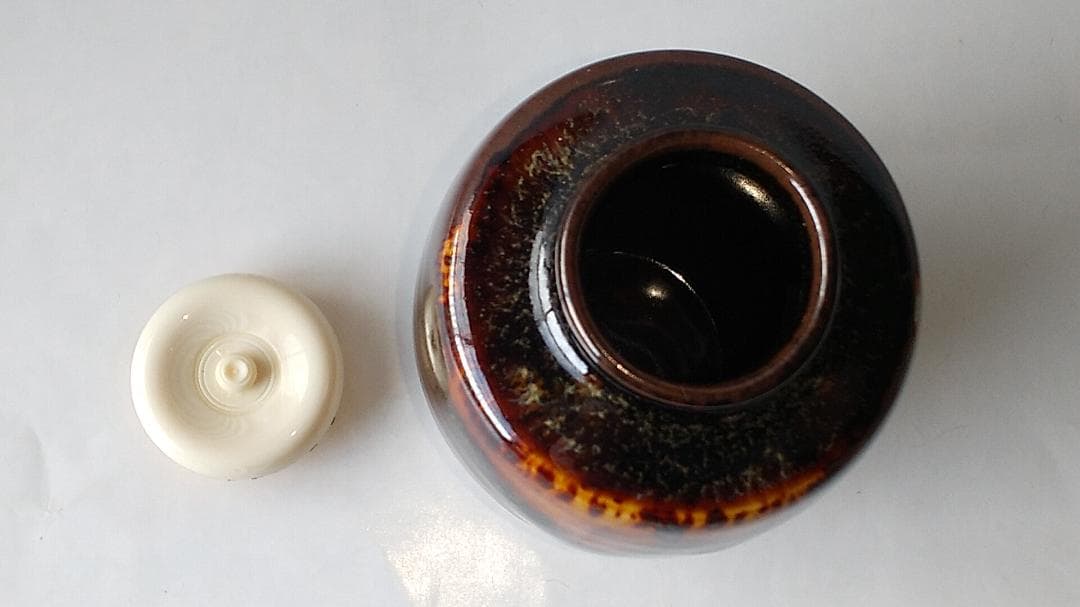 桶谷定一 作 洛東定一 肩衝茶入 仕覆 伊予簾金入緞子 茶道具 共箱 茶入 新品