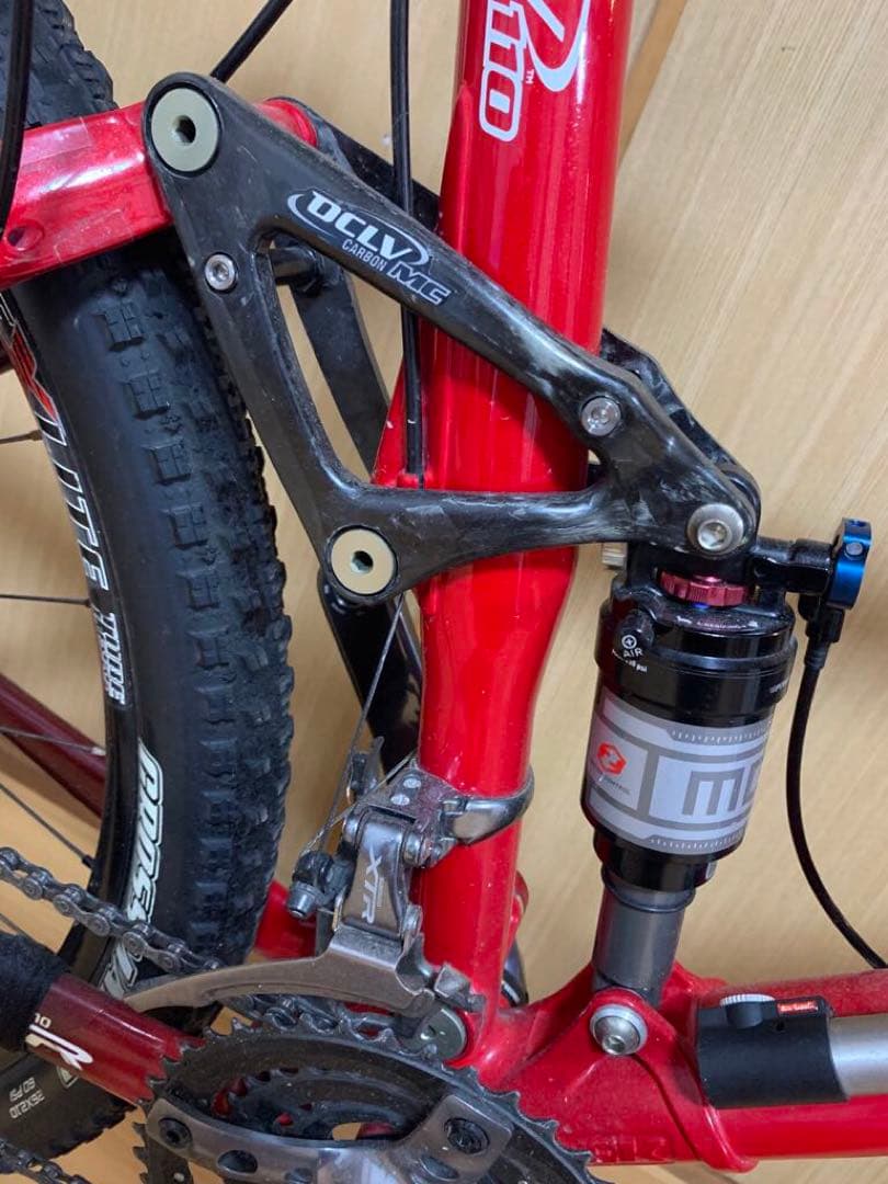 美品　TREK マウンテンバイク レッド