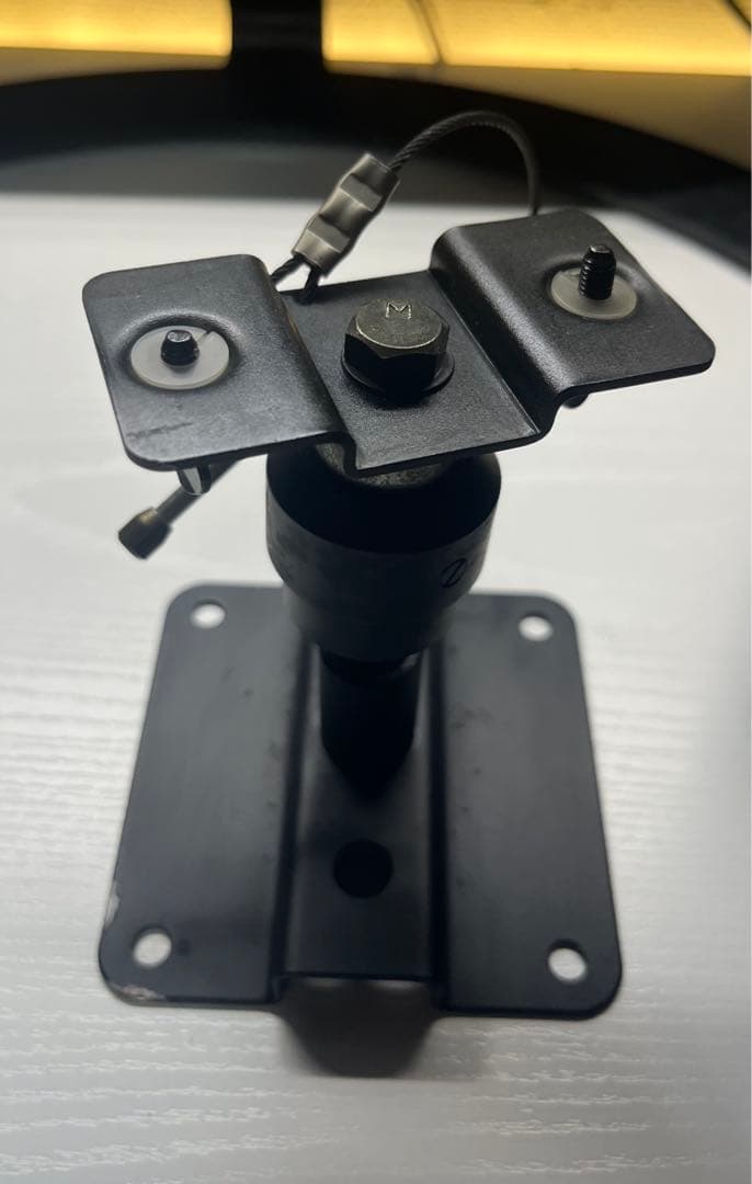 【美品】Bose 101MM ブラケット付き　おまけ付き　連番