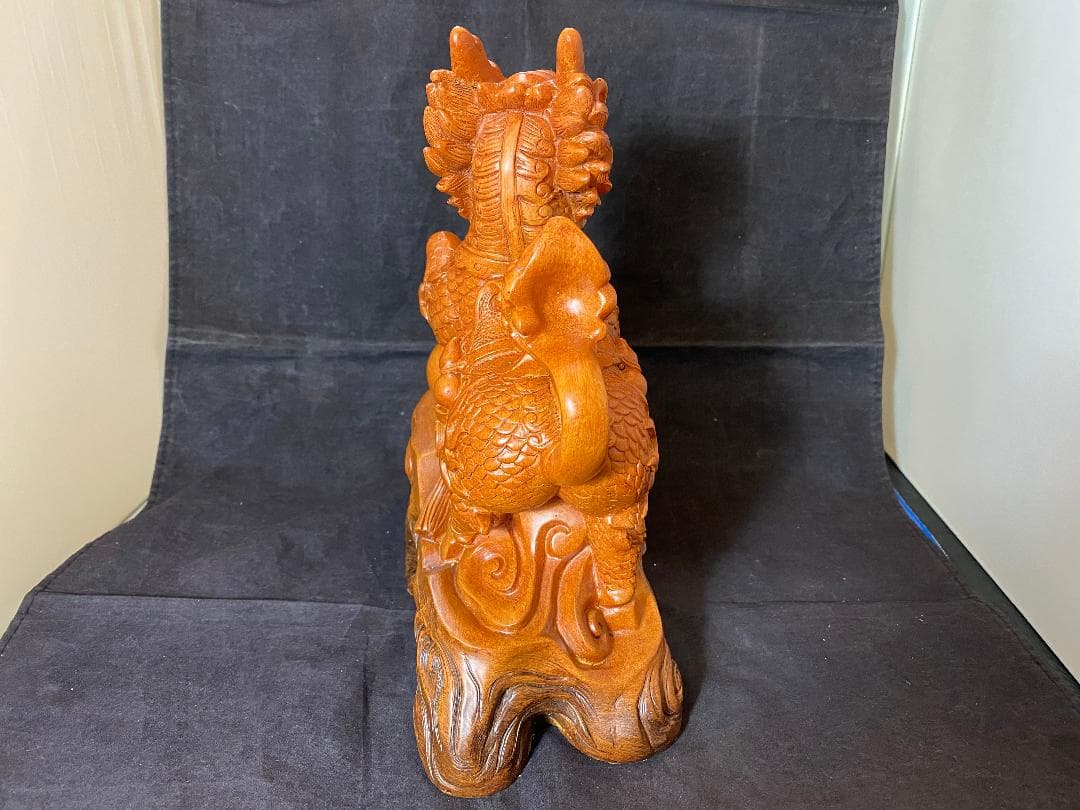 麒麟木製置物　２体セット　霊獣　人間関係　トラブル解消　幸運