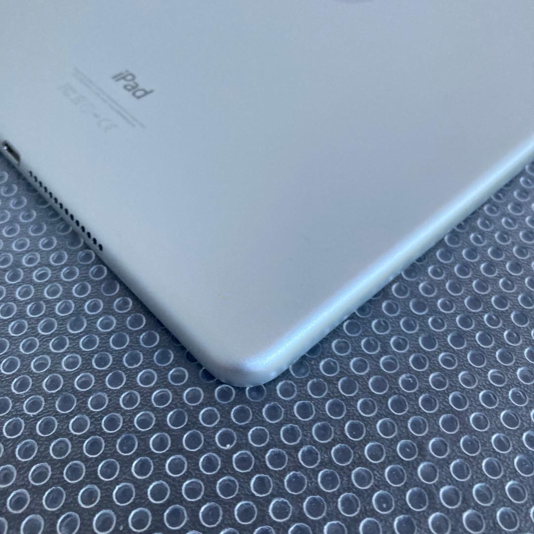 3921 極美品新品級☆電池最良好☆iPad Air2 64GB ソフトバンク☆