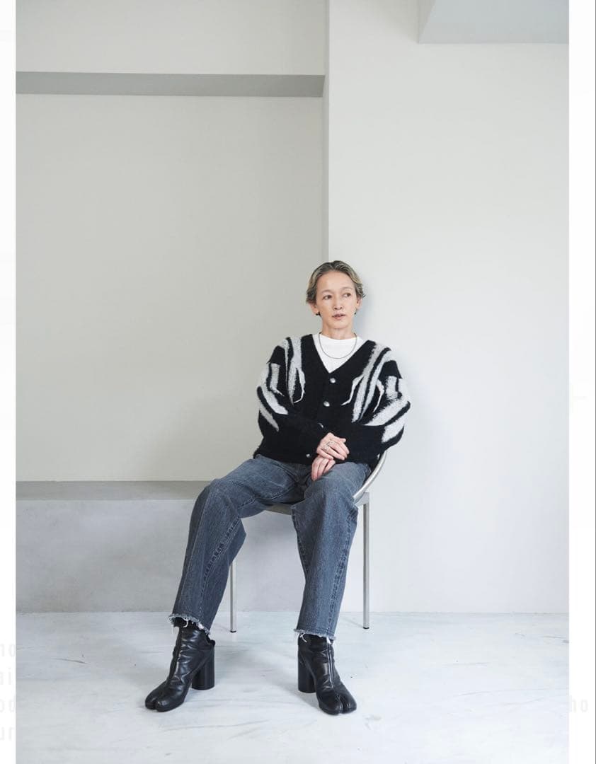 OUT OF FRAMEカーディガン フレームワーク