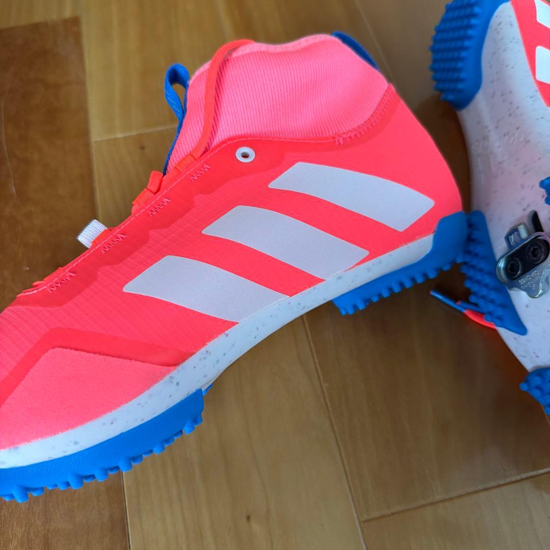 adidas ピンク ロードバイクハイカットシューズサイズ26.5