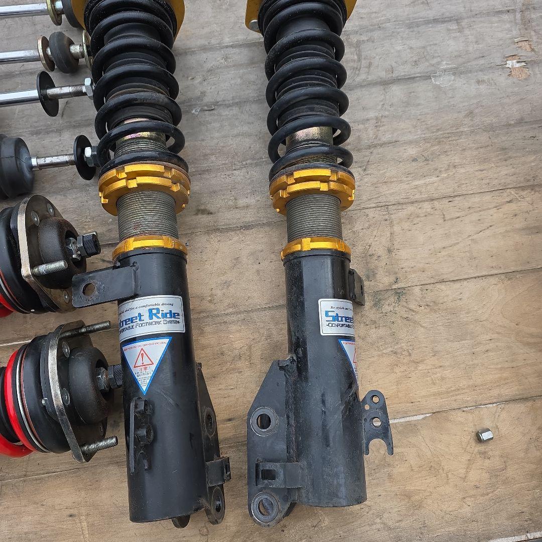 RS社車高調 RS-R Black☆i BKD200M13Y15日割中