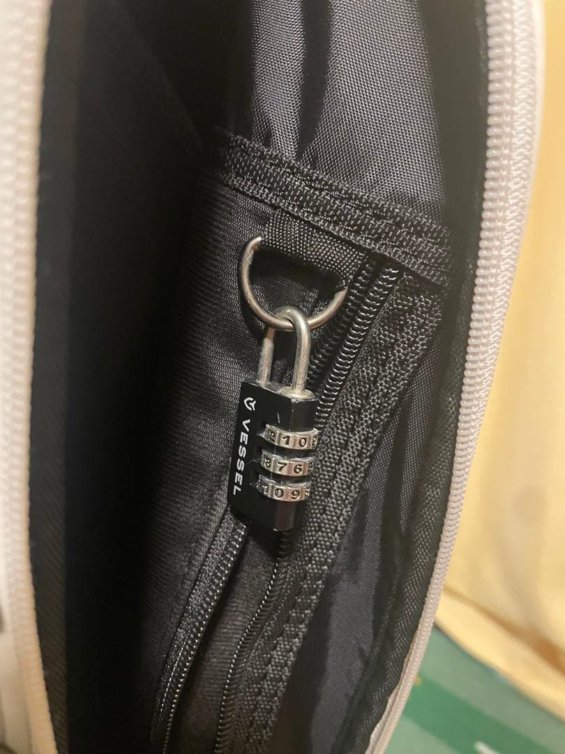 Vessel ホワイト スタンドバッグ/キャデバッグ