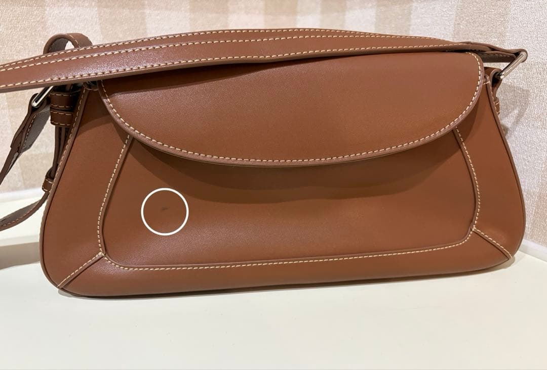 LAvenir (ラヴェニール)ショルダーバッグ　キャメル