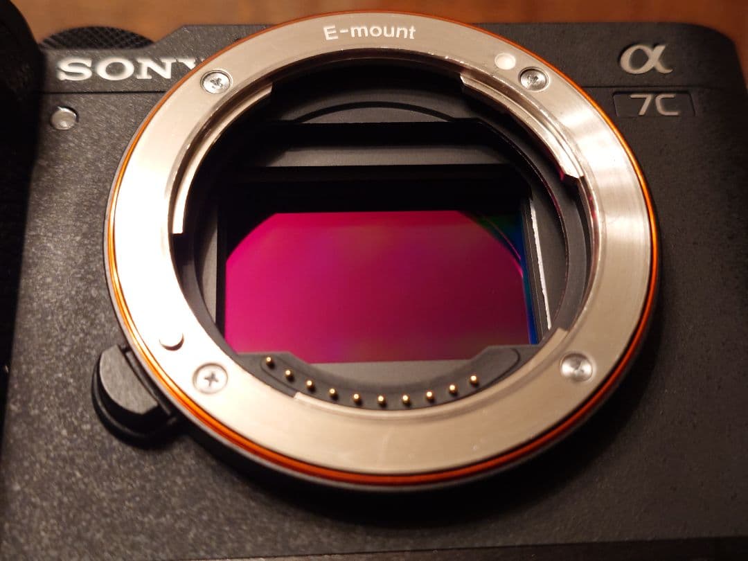 α7cⅱ 本体一式＋Smallrig 　今だけ純正未使用バッテリーと充電器付き