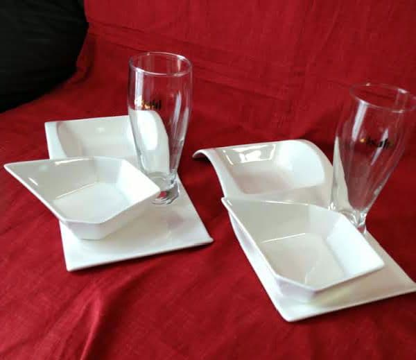 ♥大人気のパーティーセット♥素敵なディスプレイ♥新品・オシャレな3種類3組１２皿