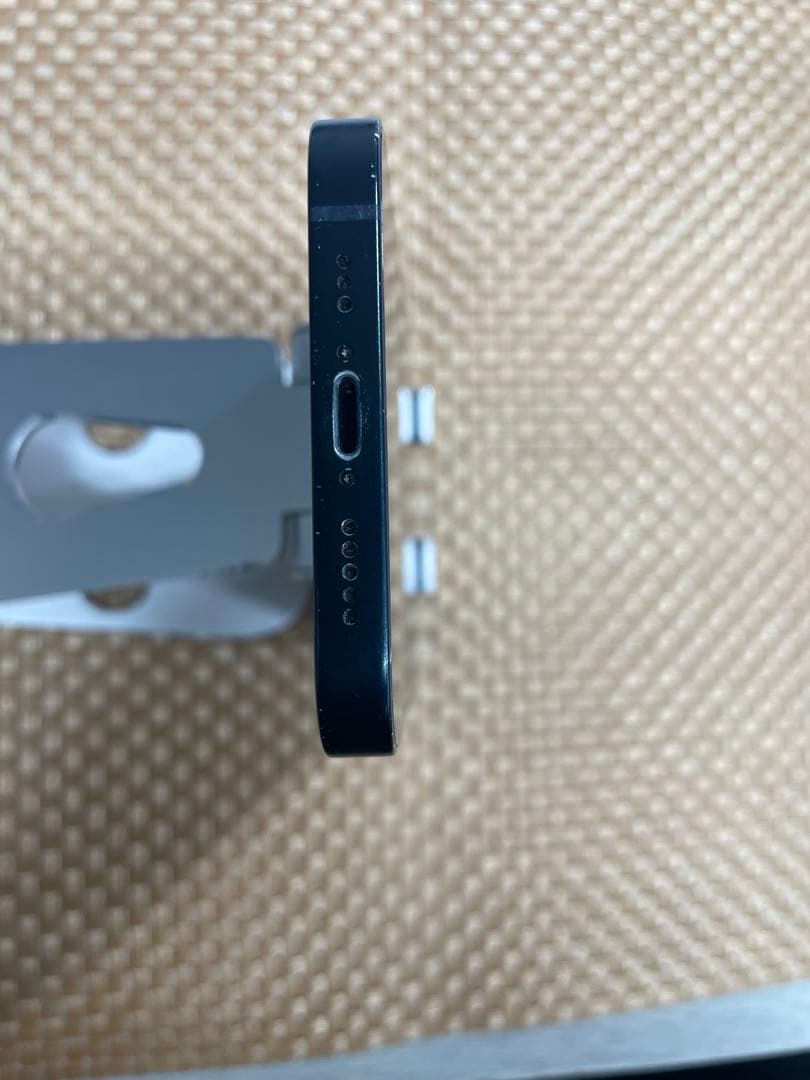 iPhone 13 128 GB ミッドナイトSIMフリー【6529】