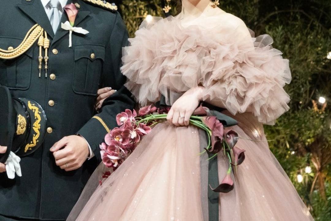 ウェディングブーケ　バレリーナブーケ　カラー　胡蝶蘭