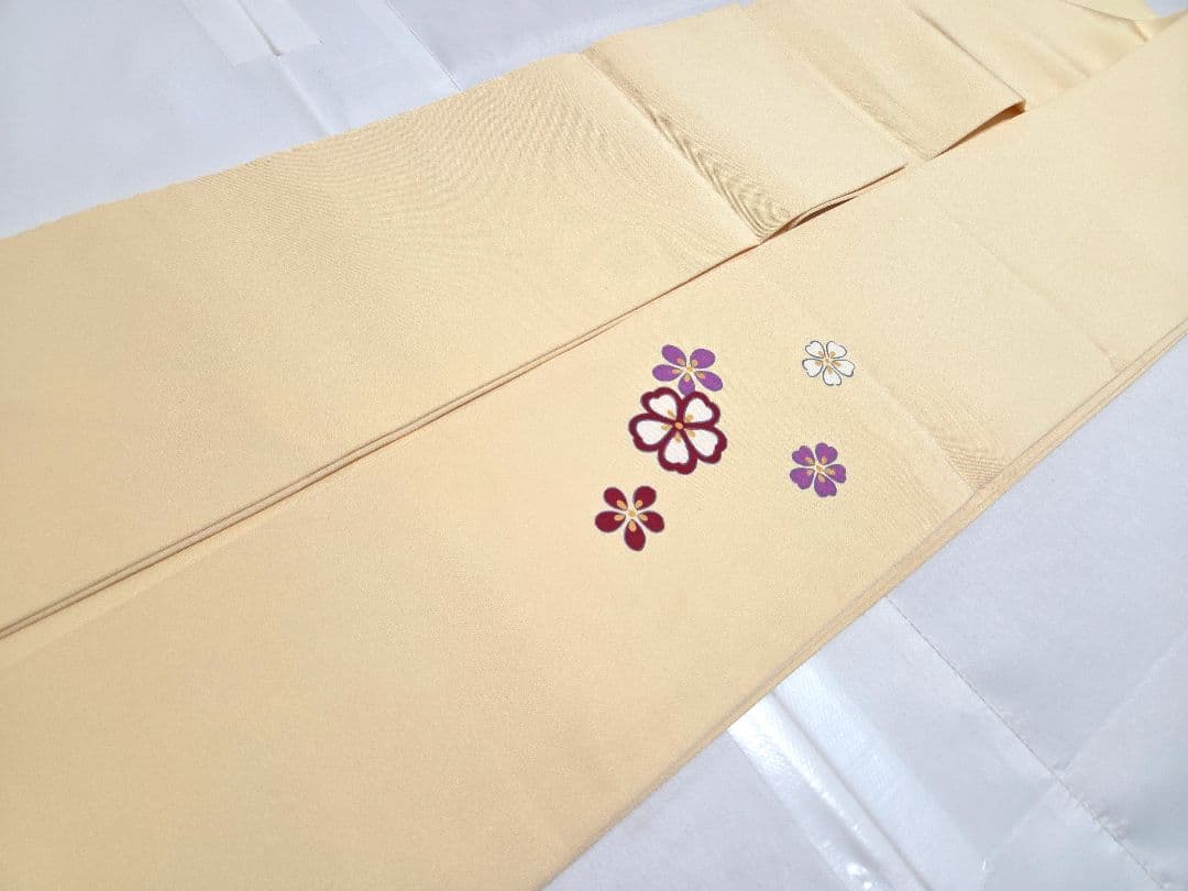 C5◆着物くつろぎ 美品 雪輪に桜 クリーム色 太鼓 正絹 カジュアルな名古屋帯