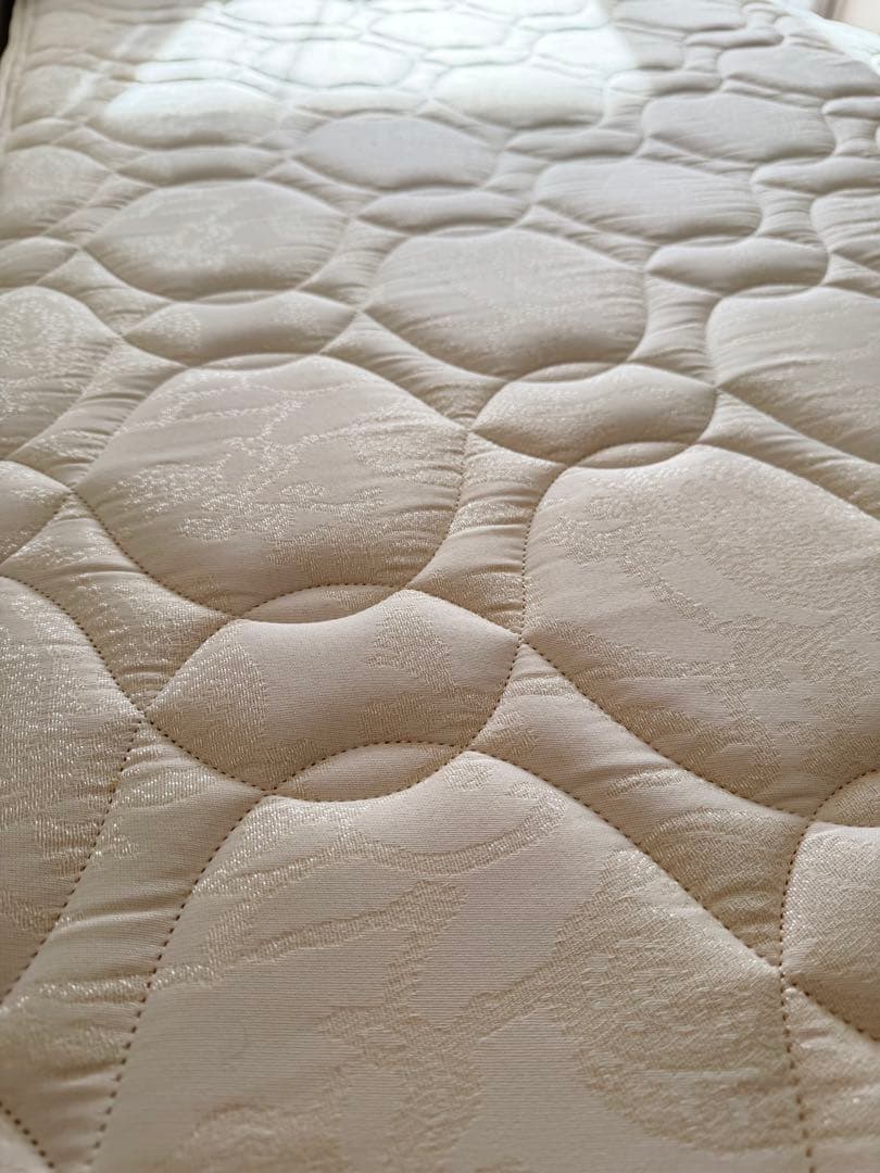 【美品】シモンズBeautyrest Regular シングルマットレス