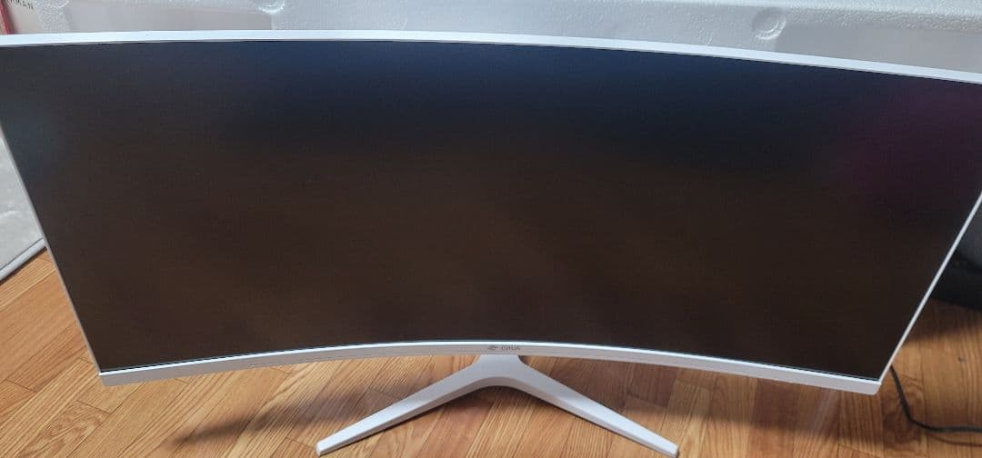 CRUA 34インチウルトラワイドモニター　欠品有りの為ジャンク