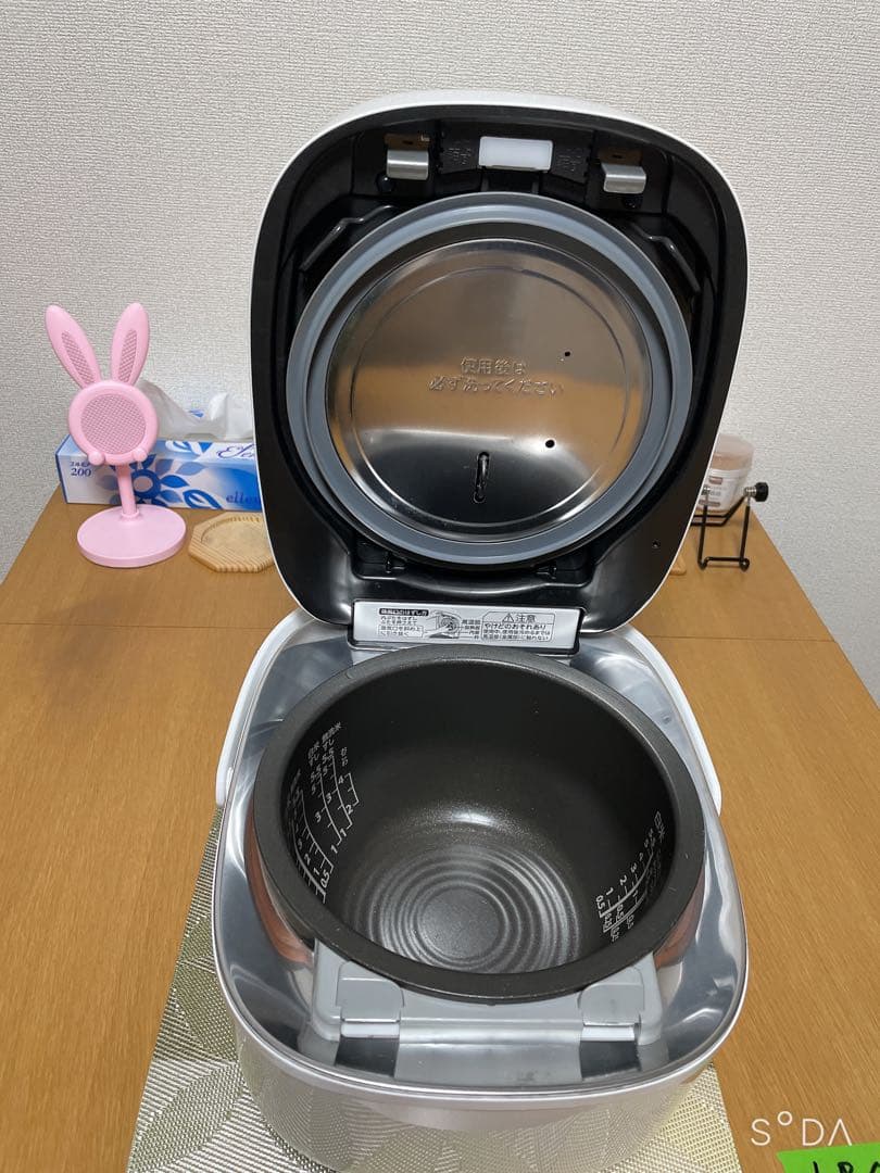 TOSHIBA IH炊飯器 RC-10VSV【ジャンク品】 2024年製