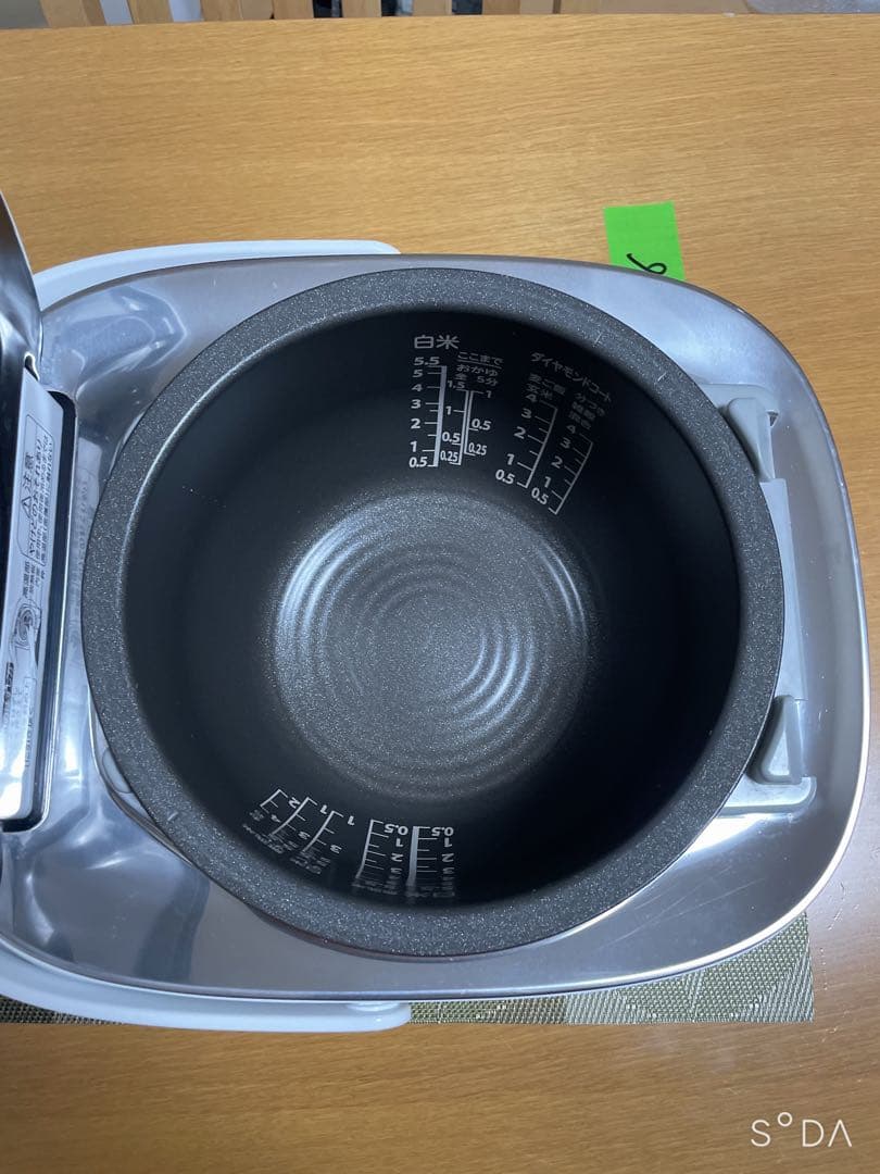 TOSHIBA IH炊飯器 RC-10VSV【ジャンク品】 2024年製