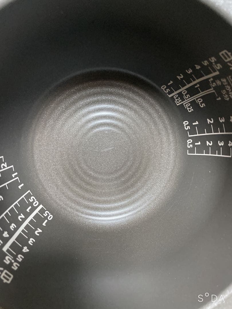 TOSHIBA IH炊飯器 RC-10VSV【ジャンク品】 2024年製