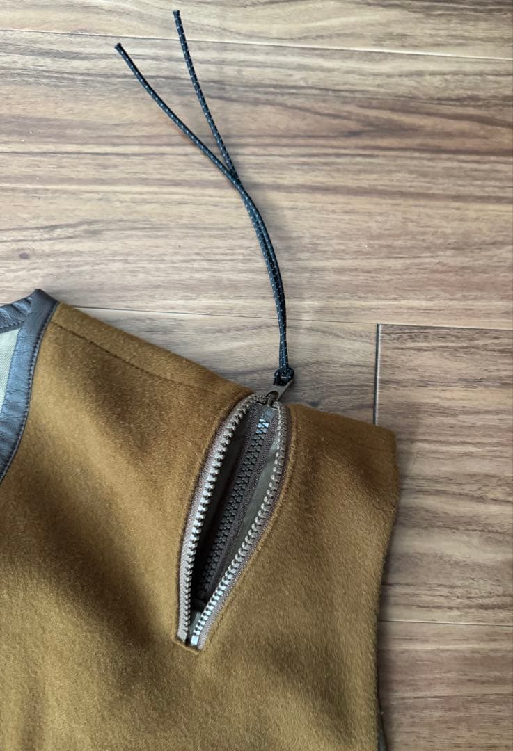 THE NERDYSブラウン ベストMELTON Over Vest Brown