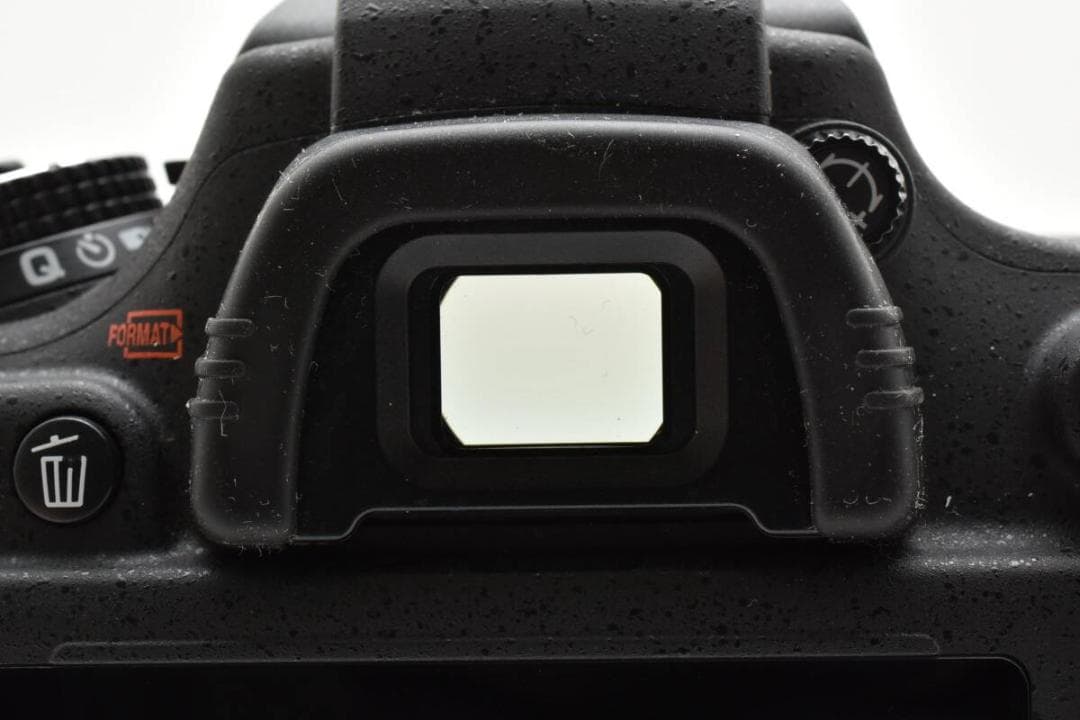 ■ 美品 ■ ニコン　Nikon D600 ボディ + MB-D14