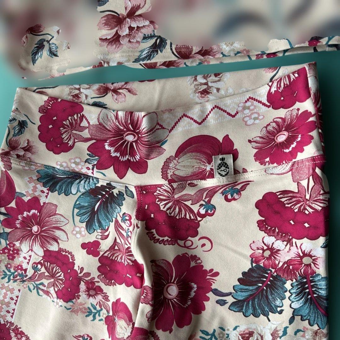 ｍ*様 リンダワークス lindaworks レギンス&トップス　 ヨガウェア