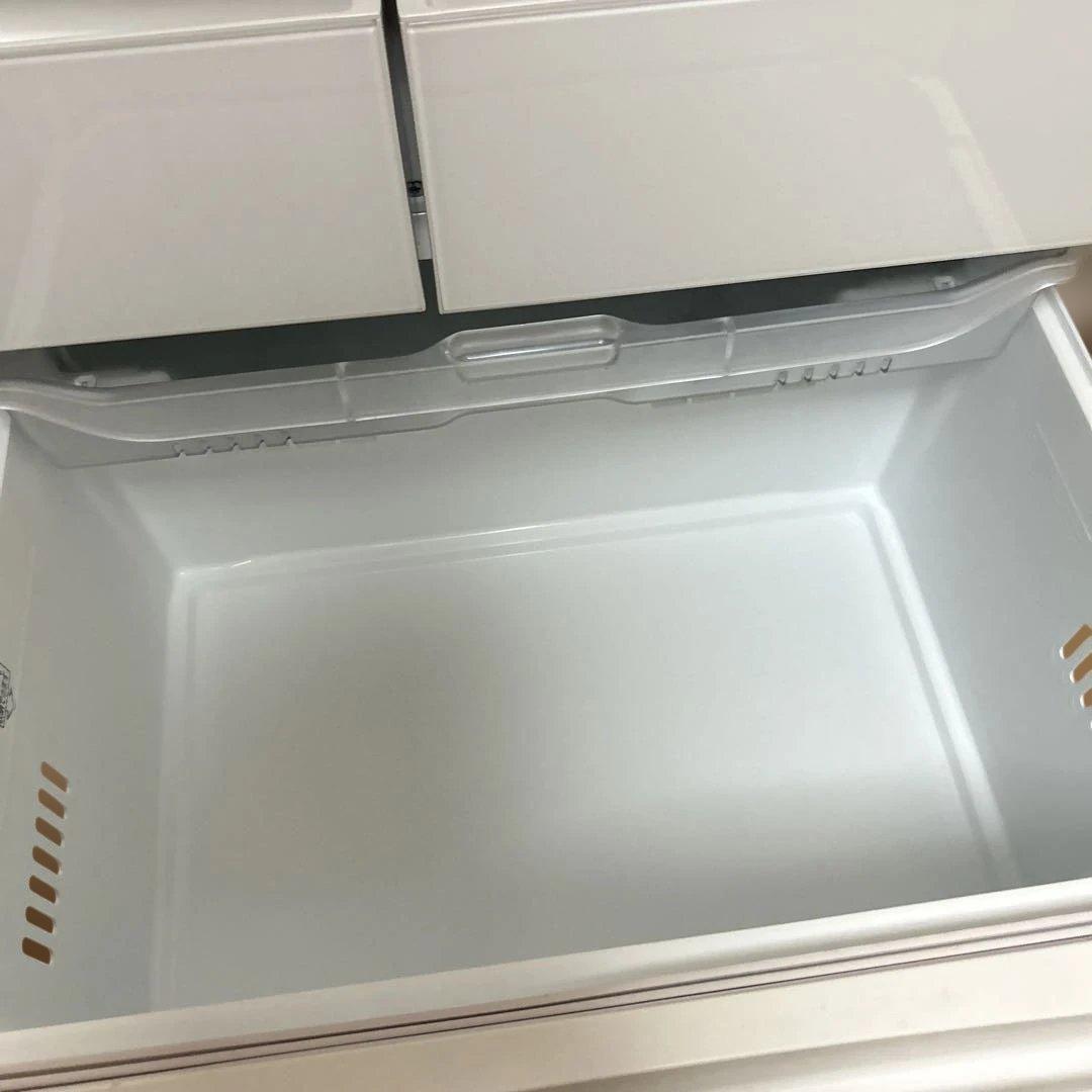 Toshiba ホワイト 6ドア冷蔵庫 8月中旬まで出品