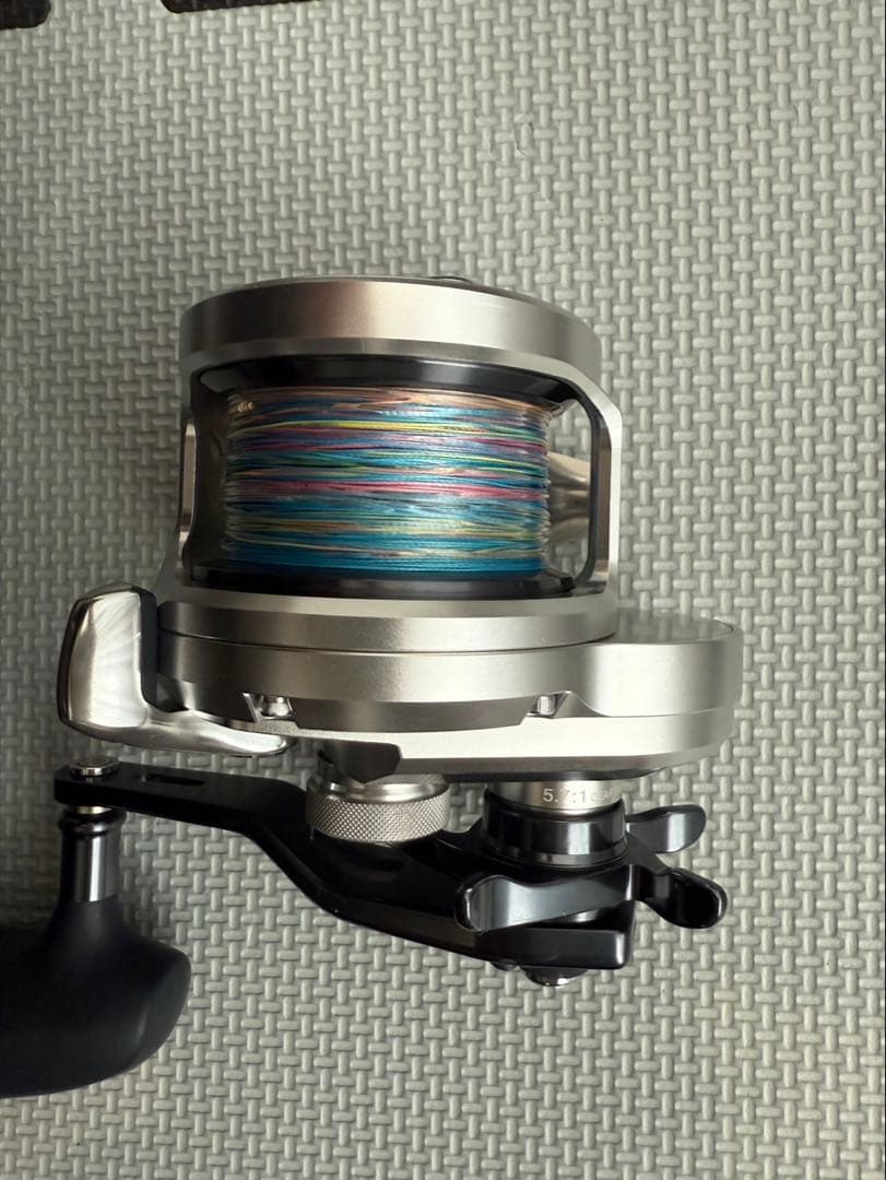 使用回数2回　シマノOCEA JIGGER オシアジガー2000NRMG 極上品