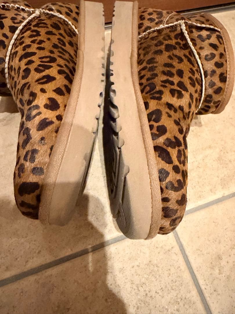 UGG ヒョウ柄　ファー　ショート　ムートンブーツ　レオパード　25㎝