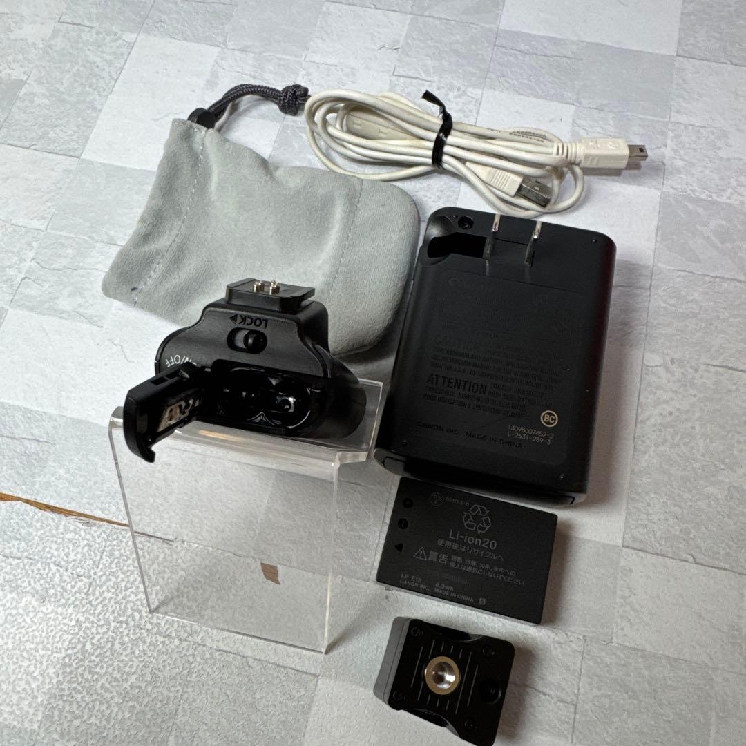 B071 Canon EOS M イオス ダブルレンズキット ミラーレス