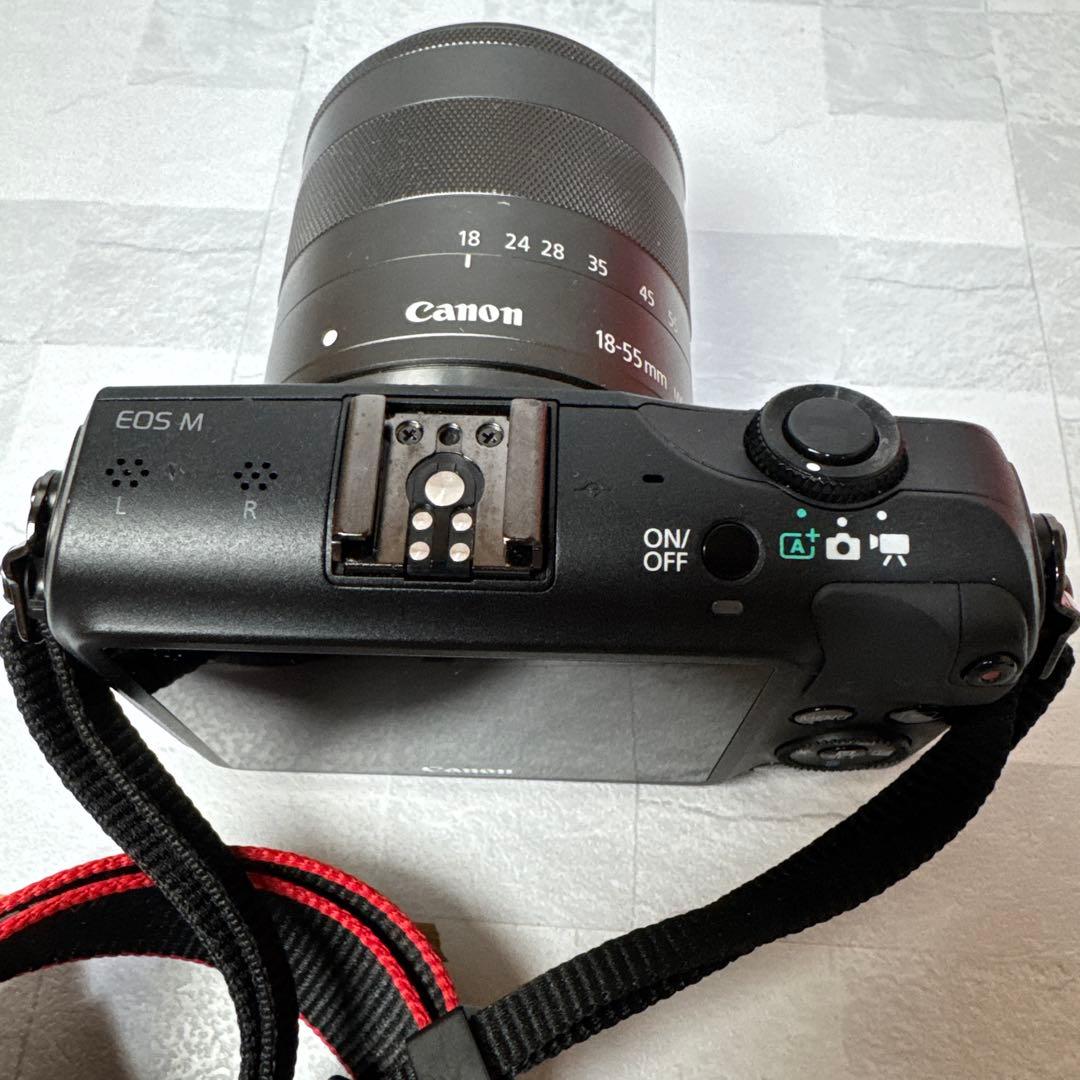 B071 Canon EOS M イオス ダブルレンズキット ミラーレス